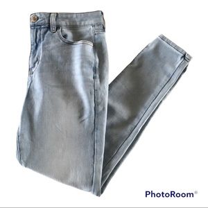 American Eagle Hi-Rise Jegging